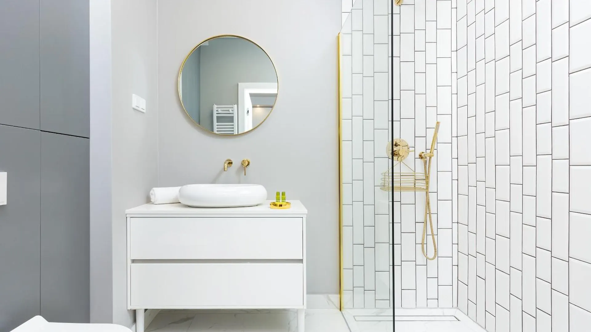 One Bedroom Apartment In Warsaw Center By Renters Prestige