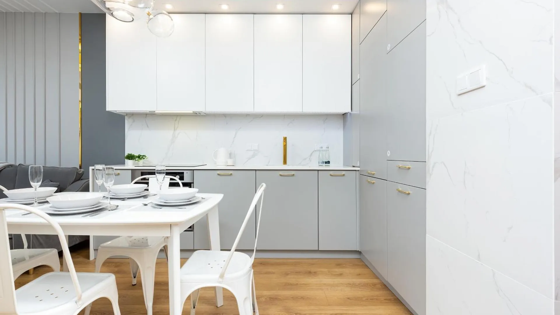 One Bedroom Apartment In Warsaw Center By Renters Prestige 0*,